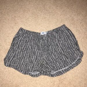 Old navy casual shorts with draw string
